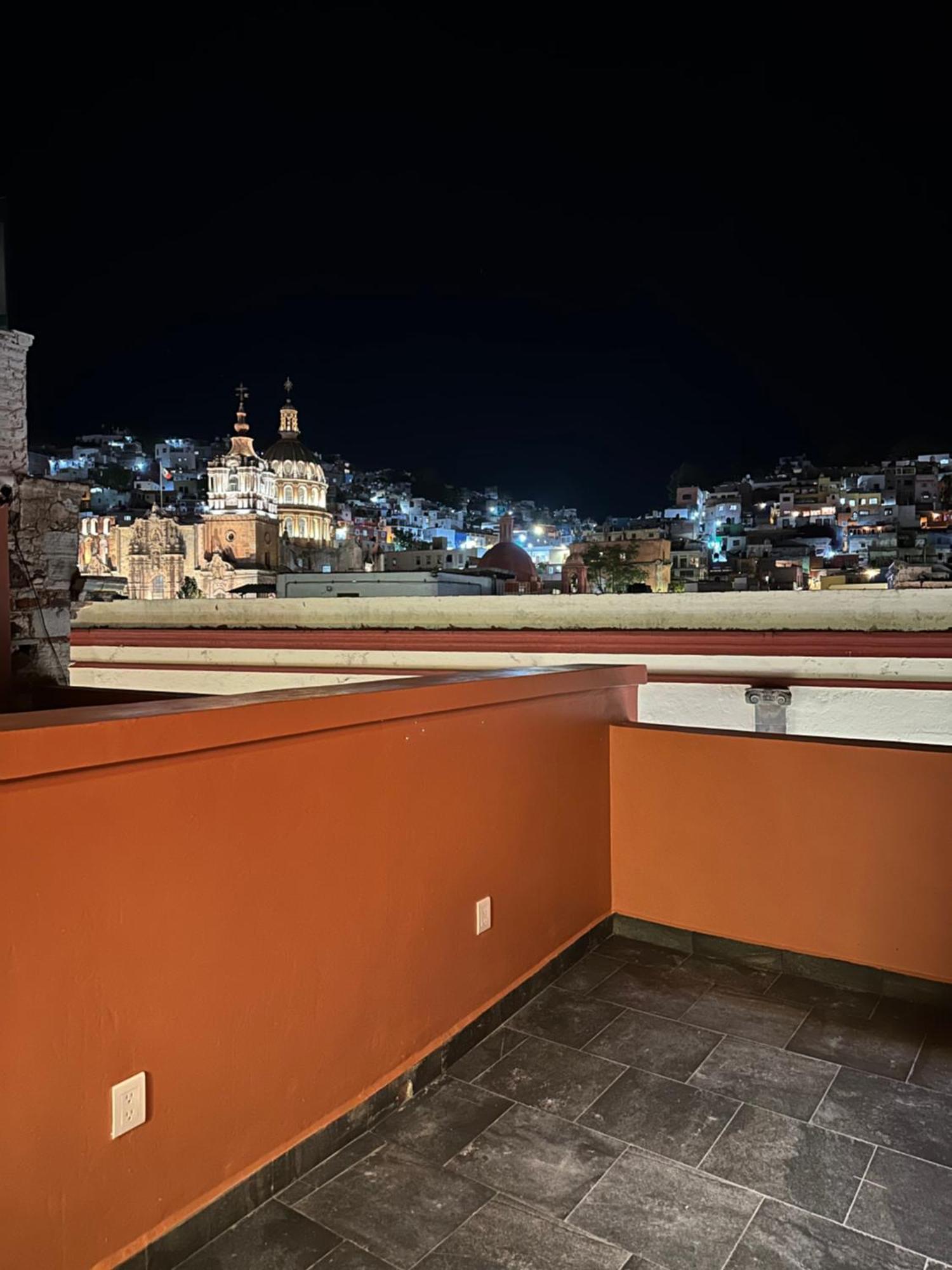 Suites Del Jardin Principal Гуанахуато Екстер'єр фото